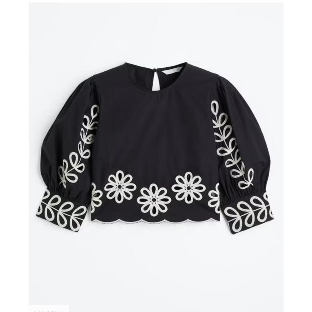 H&M Boho Peasant Folk Cottage Black White Embroidered Crop Blouse Small
